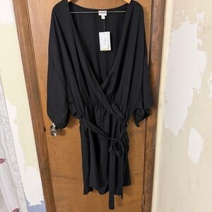 LuLaRoe 3X Melinda Wide Sleeve Black Wrap Jumpsuit Romper